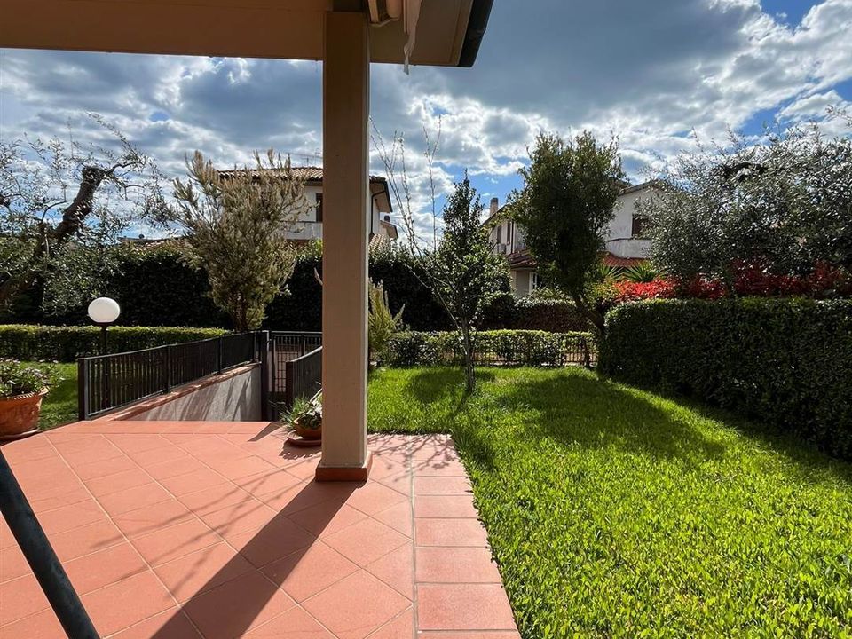 Lejlighed i Follonica, Grosseto - foto 1