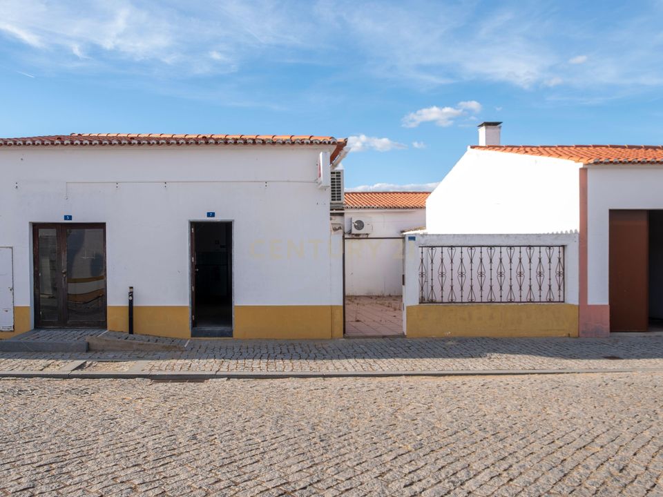 Erhvervsejendom i Mourao, Evora - foto 1
