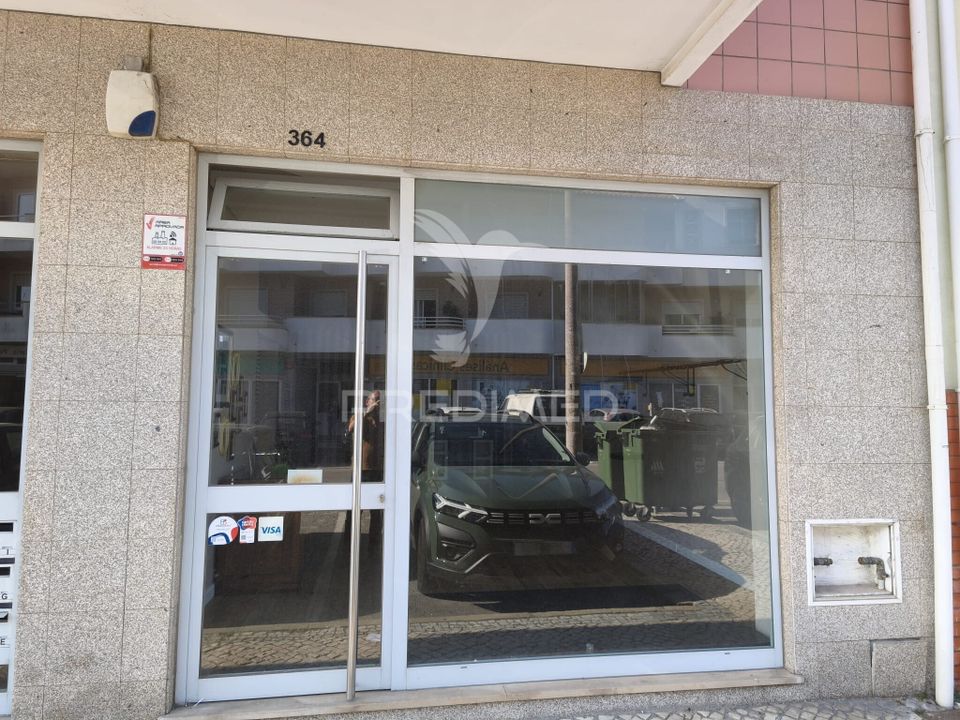 L'establiment comercial a Ilhavo, Aveiro - foto 1
