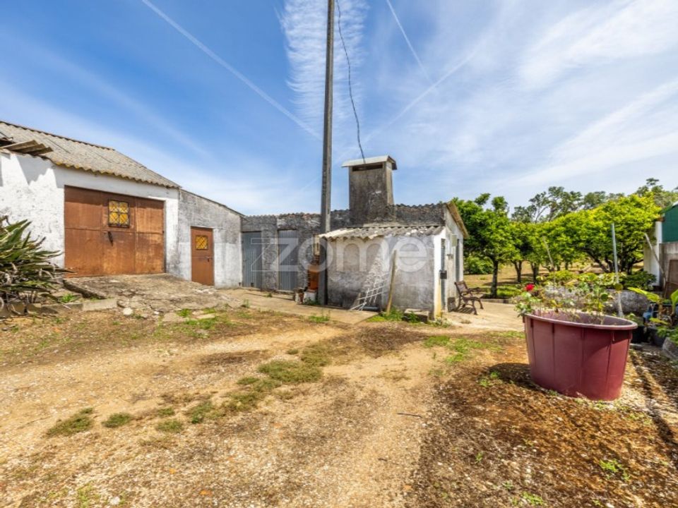 Helårsgrund i Casais e Alviobeira, Santarem - foto 2