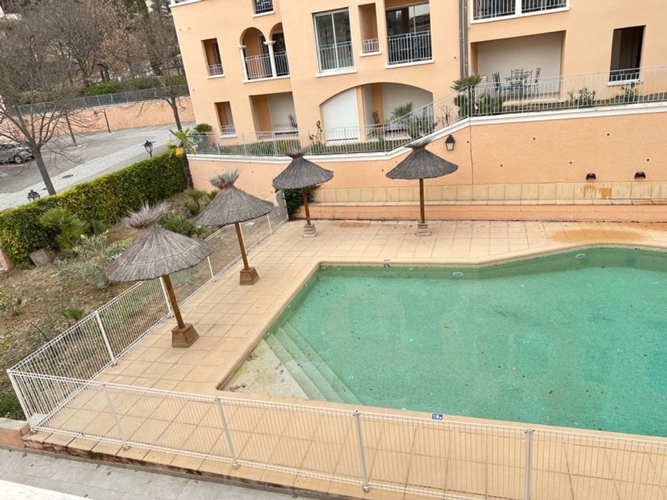 Lejlighed i Greoux-les-Bains, Alpes-de-Haute-Provence - foto 1