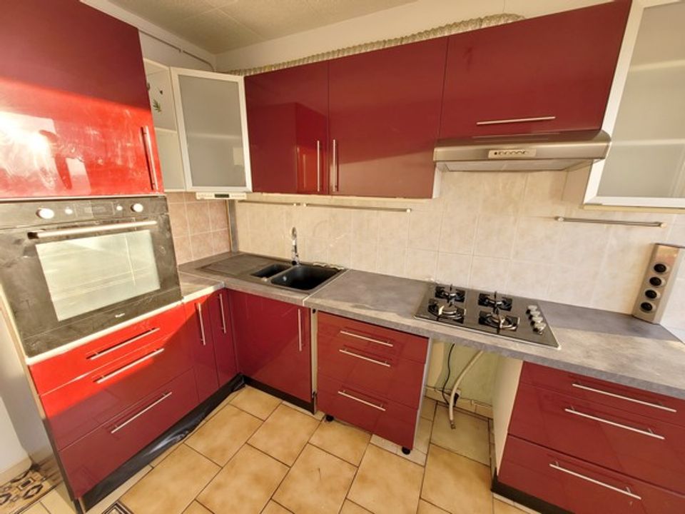 Apartment in Clermont-Ferrand, Puy-de-Dome - photo 2