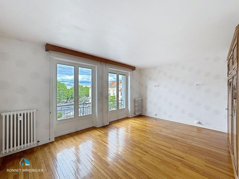Apartment in Chamalieres, Puy-de-Dome - photo 3