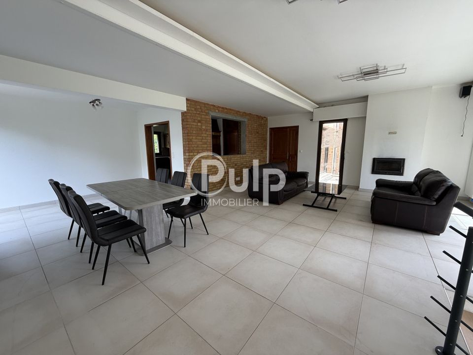 Bungalow i Hénin-Beaumont, Pas-de-Calais - foto 1