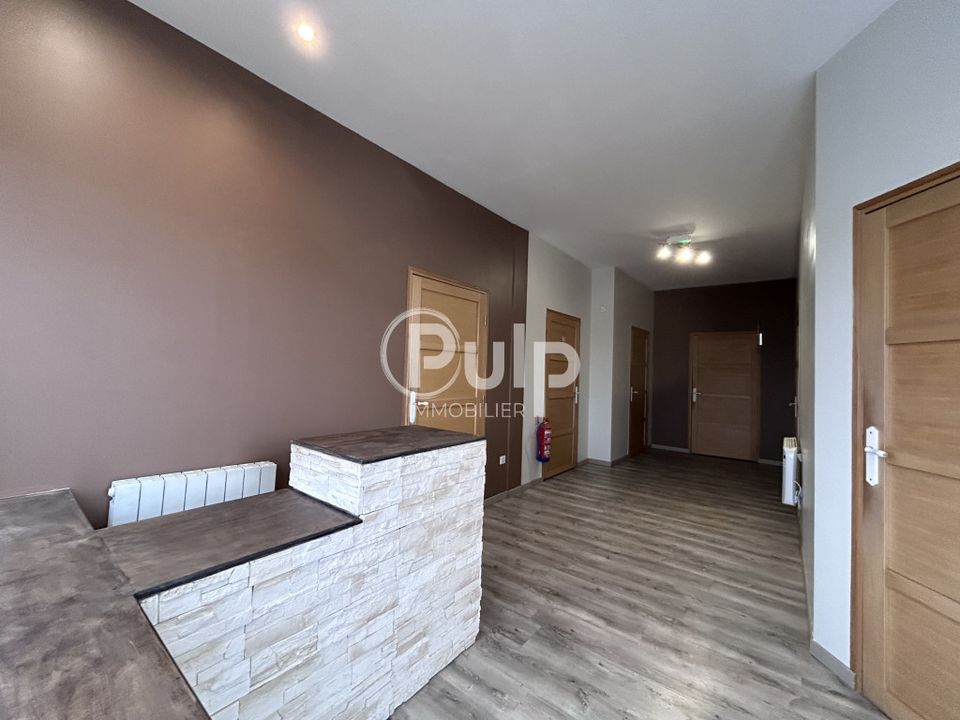 Erhvervsejendom i Loison-sous-Lens, Pas-de-Calais - foto 1