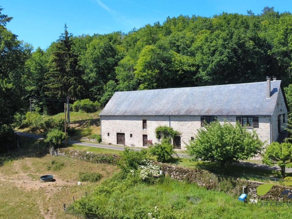 Villa i St.-Hilaire-les-Courbes, Correze - bilde 1