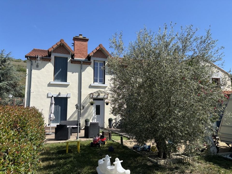 Landsbyhus i Issoire, Puy-de-Dome - bilde 1