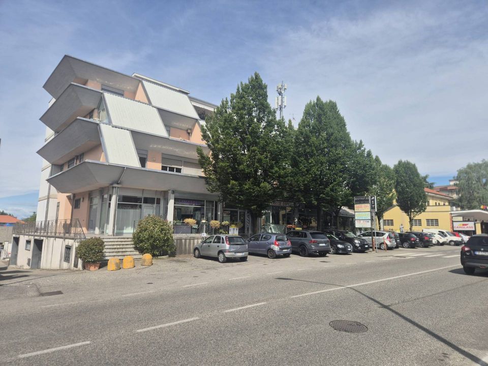 Lejlighed i Varese, Varese - foto 2