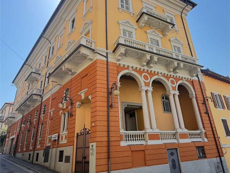 Lejlighed i Verbania, Verbano Cusio Ossola - foto 1