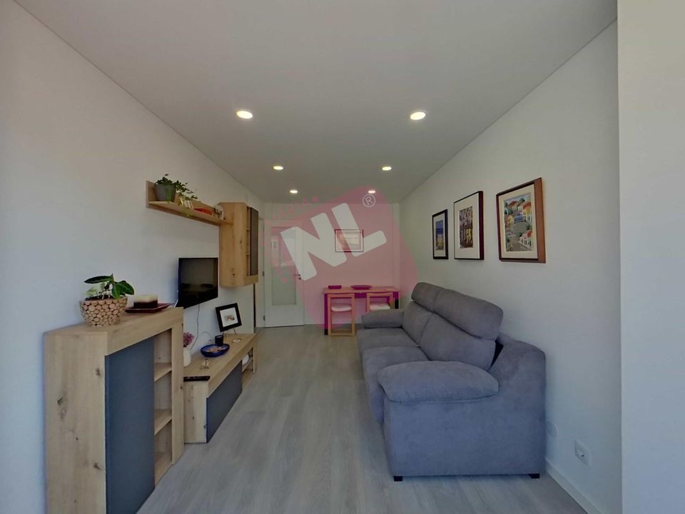 Apartment in Odivelas, Lisbon - photo 1