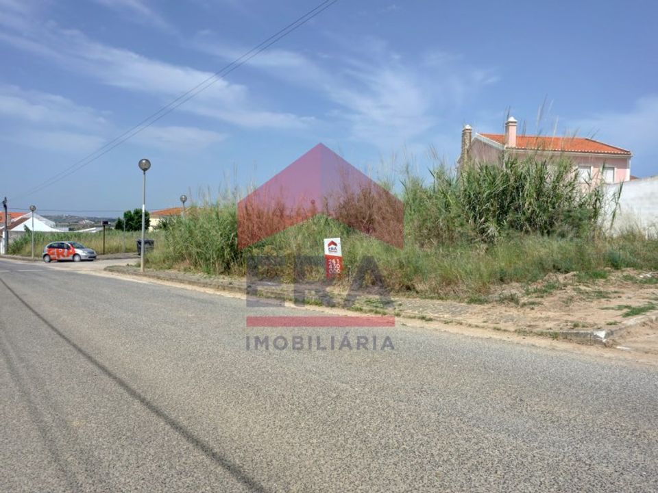 Helårsgrund i Lourinha, Lisbon - foto 1