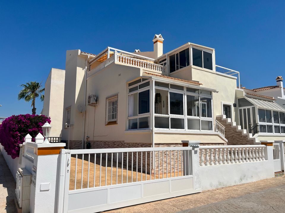 Villa i Playa Flamenca, Alicante - foto 1