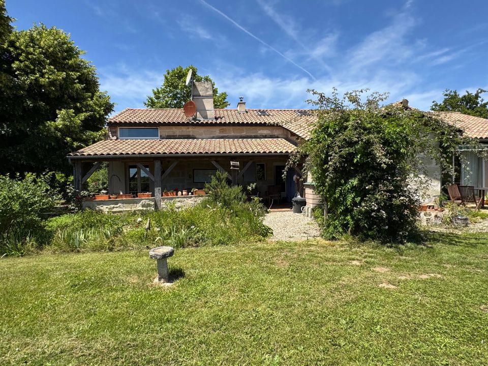 Villa i Miramont-de-Guyenne, Lot-et-Garonne - foto 1
