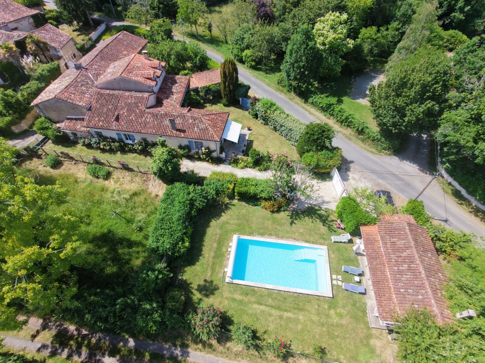 Villa en Riberac, Dordogne - foto 1