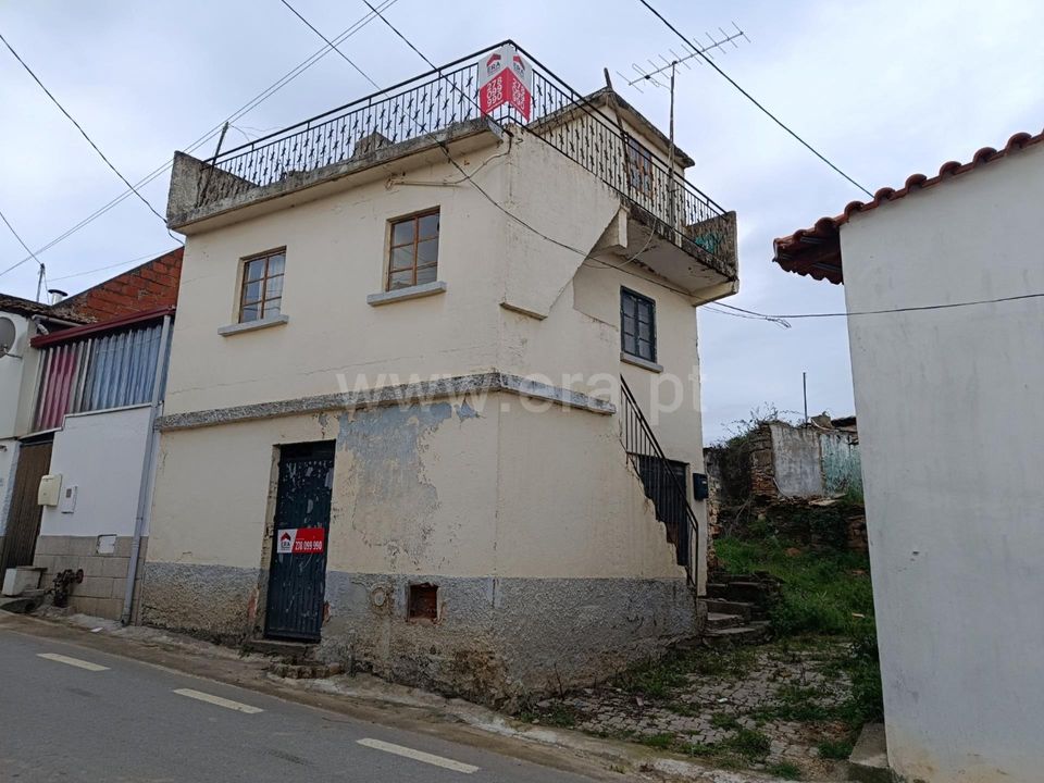 Landsbyhus i Mirandela, Braganca - bilde 1