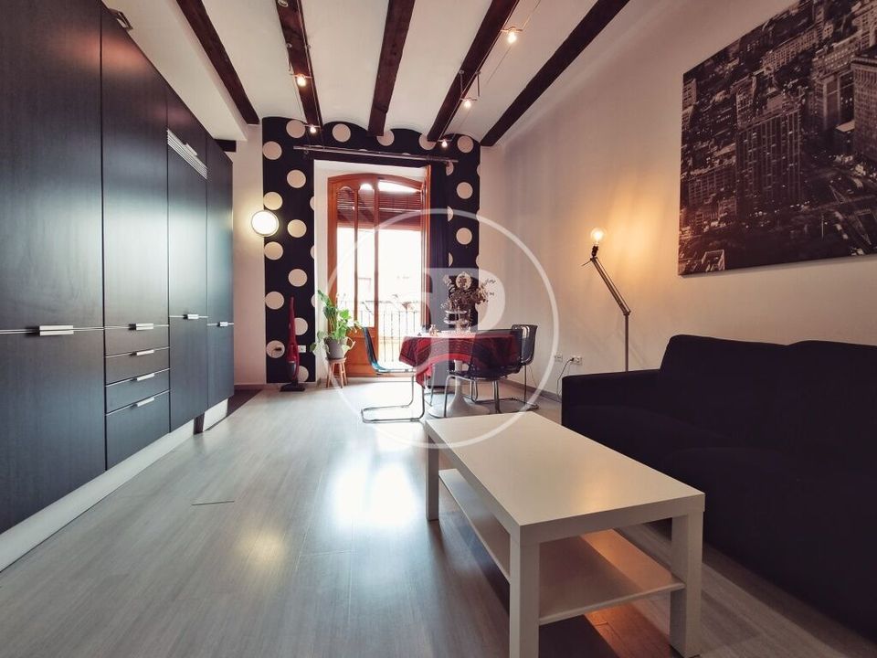 Apartment in Valencia, Valencia - photo 2