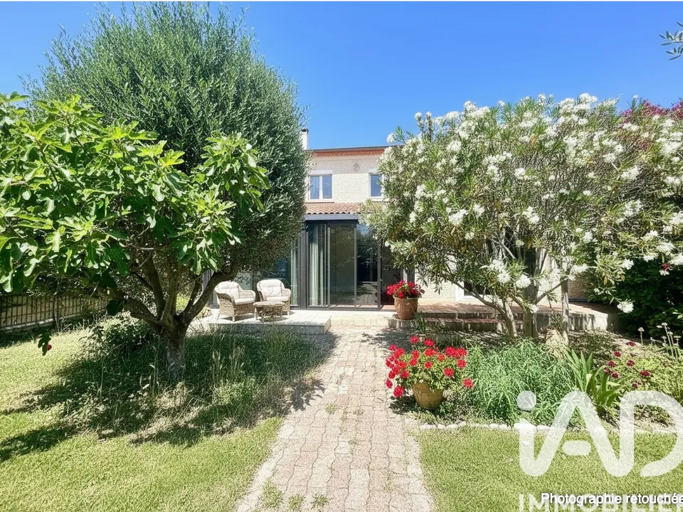 Villa en Orange, Vaucluse - foto 1