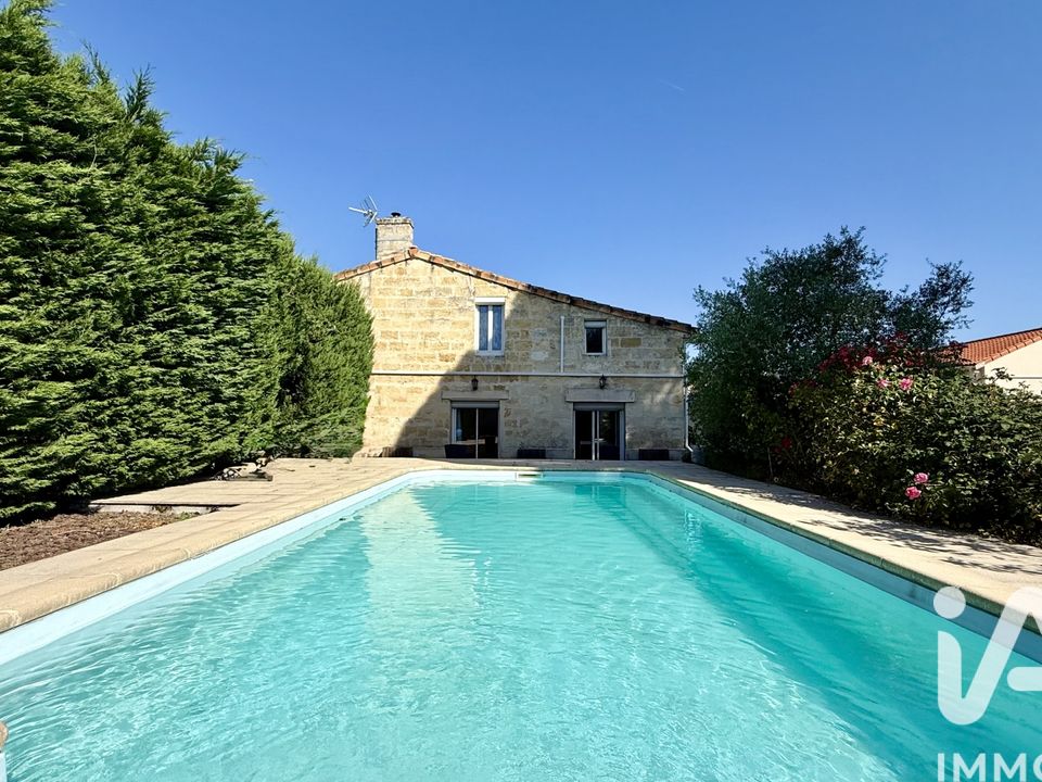 Villa i Ambarès-et-Lagrave, Gironde - foto 1