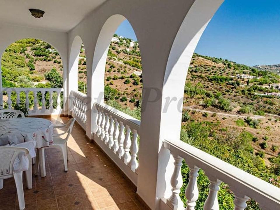 Villa i Canillas De Albaida, Malaga - foto 1