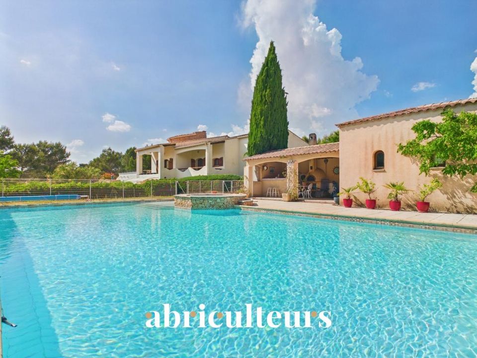 Villa a Lambesc, Bouches-du-Rhone - foto 1