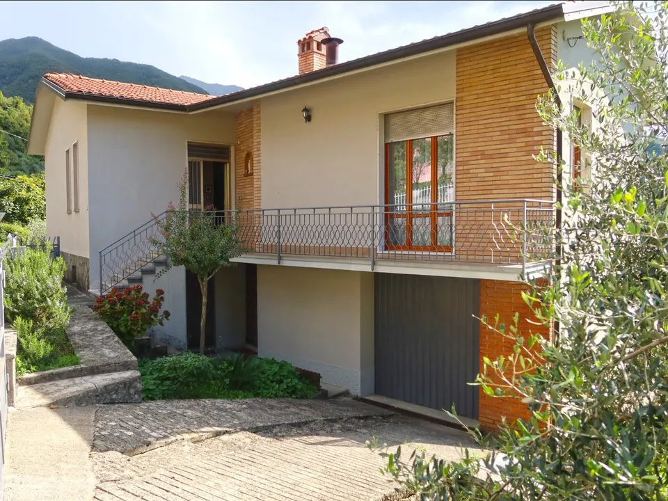 Villa i Bagnone, Massa and Carrara - bilde 1