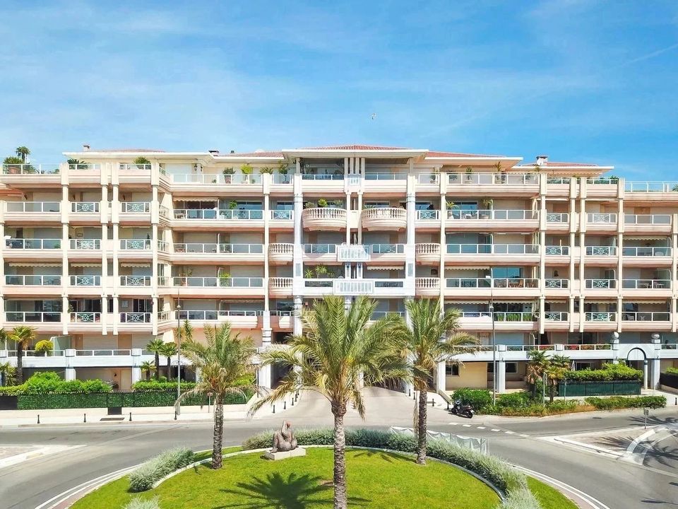 Lejlighed i Vallauris, Alpes-Maritimes - foto 1