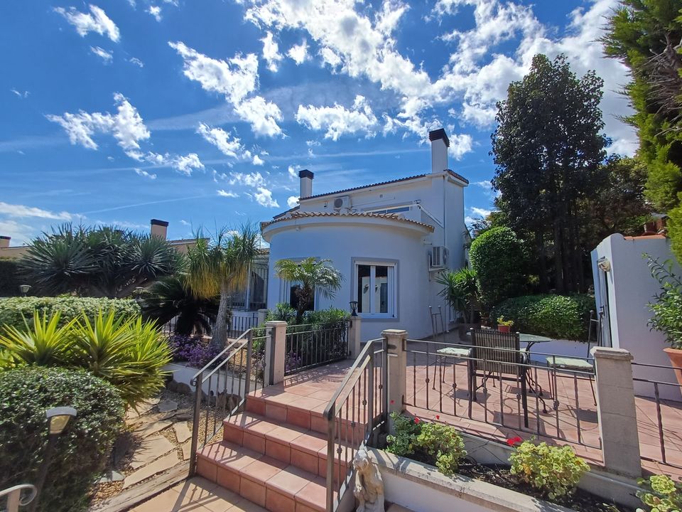 Villa i Gata De Gorgos, Alicante - foto 1