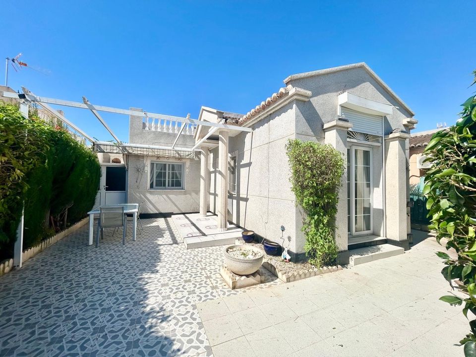 Bungalow in Torrevieja, Alicante - Foto 1