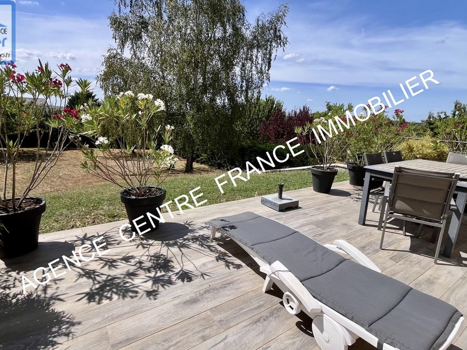 Villa en Bourges, Cher - foto 1