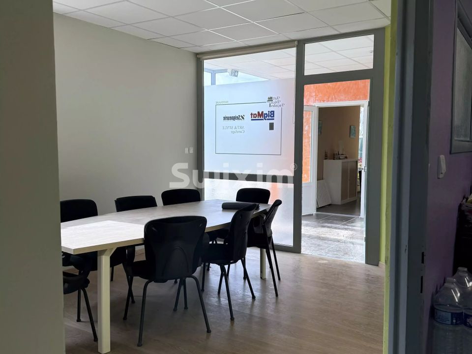 Erhvervsejendom i Saint-Etienne-du-Bois, Ain - foto 3