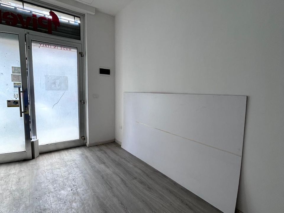 Erhvervsejendom i Pescara, Pescara - foto 1