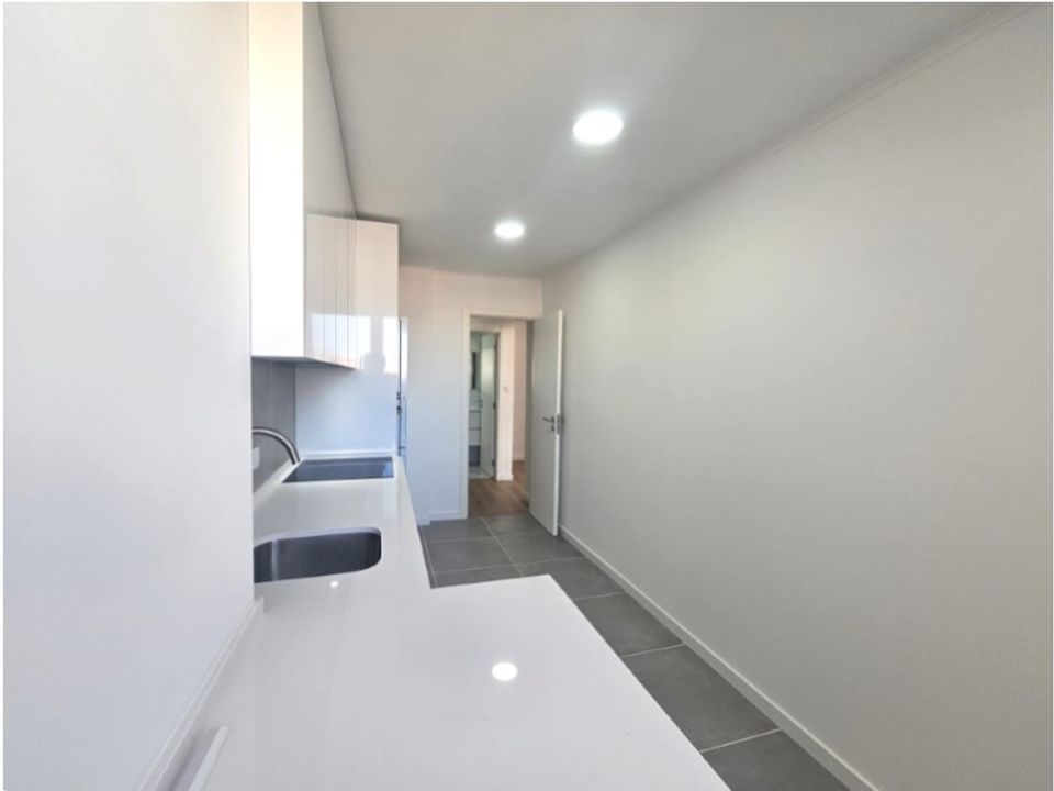 Lejlighed i Amadora, Lisbon - foto 4