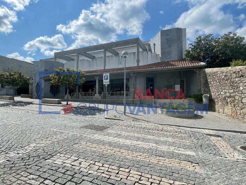 Erhvervsejendom i Aguiar da Beira, Guarda - foto 1