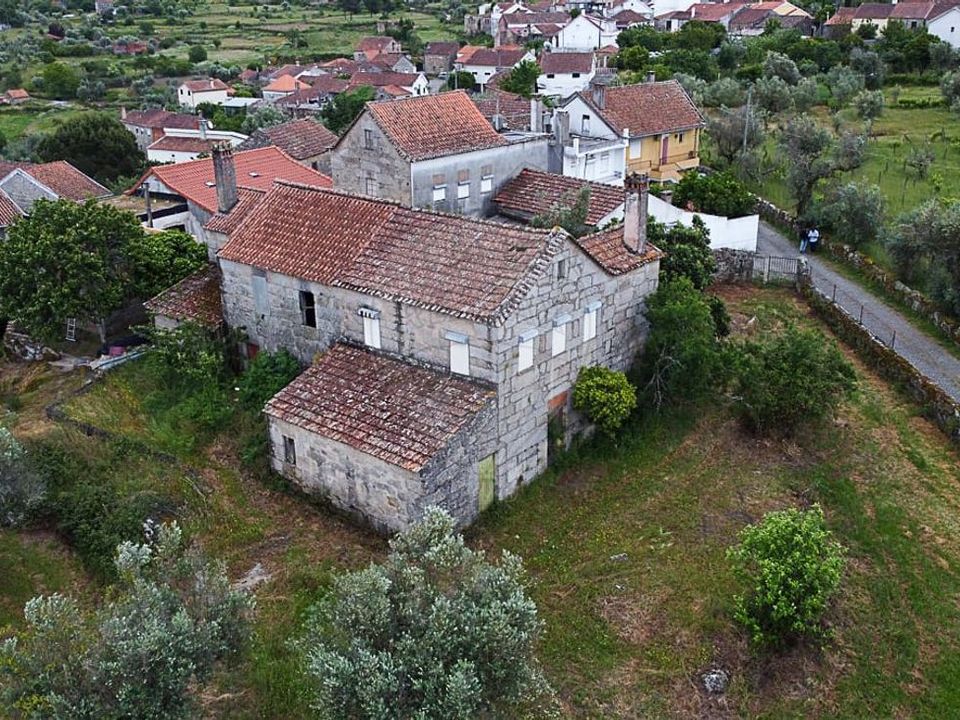 Byhus i Oliveira do Hospital, Coimbra - foto 1