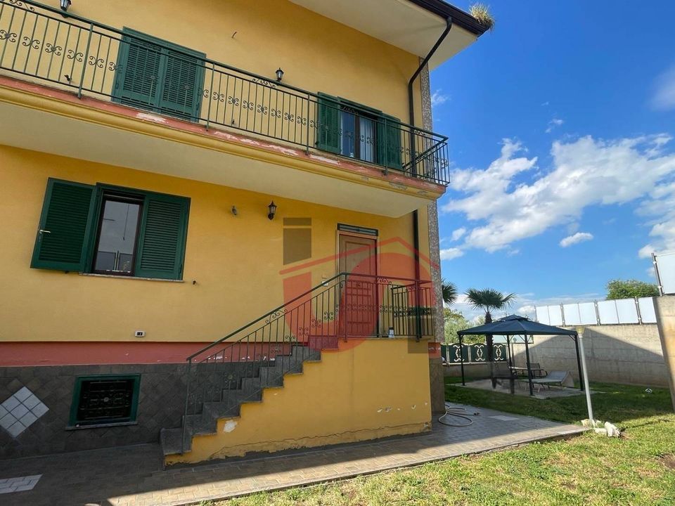 Rækkehus i San Nicola Manfredi, Benevento - foto 1