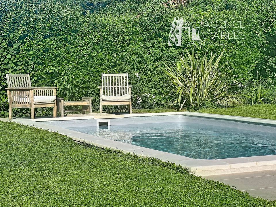 Villa en Arles, Bouches-du-Rhone - foto 2
