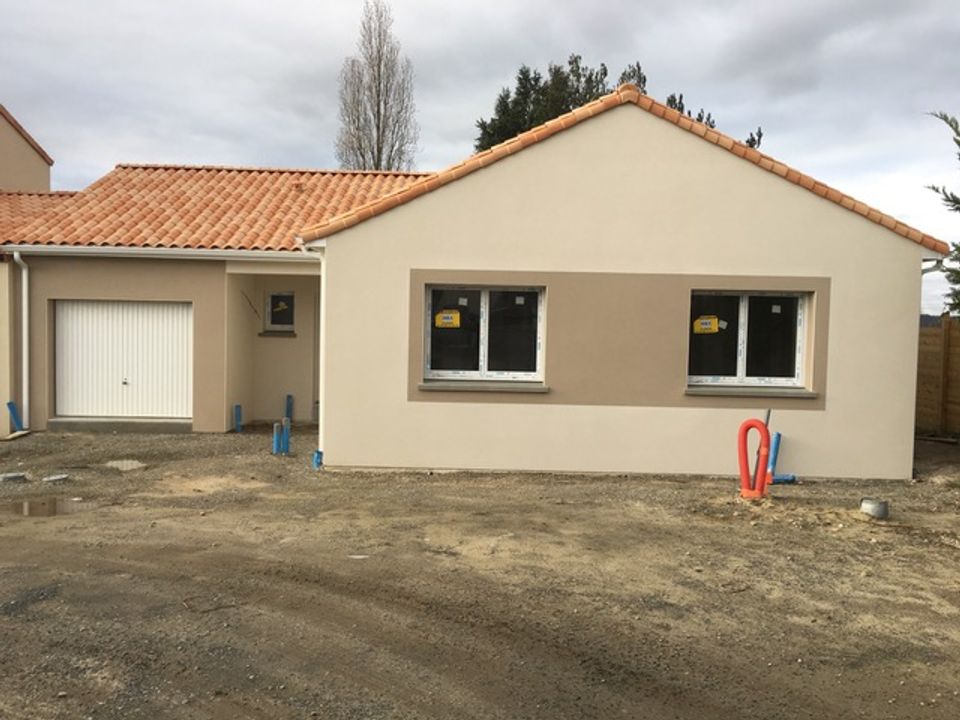 Villa in Le Mesnil-en-Vallée, Maine-et-Loire - foto 1
