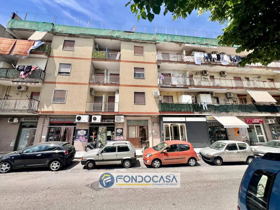 Leilighet i Sant'Antimo, Naples - bilde 1