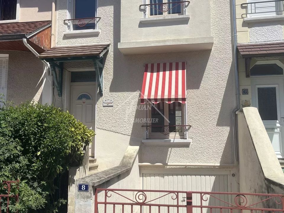 Villa i Vichy, Allier - foto 1