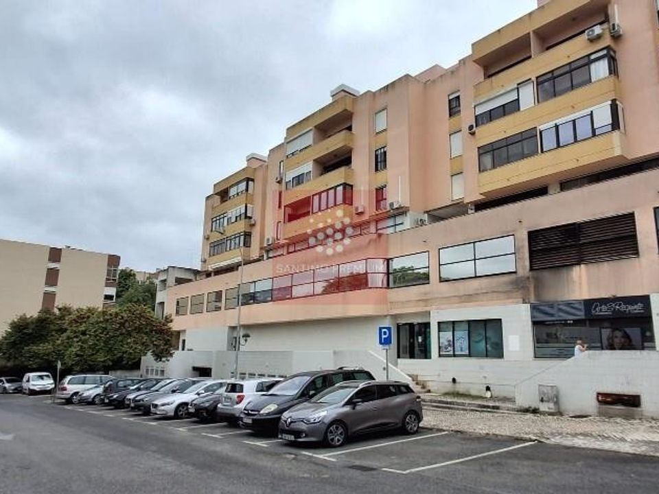 Erhvervsejendom i Amadora, Lisbon - foto 2