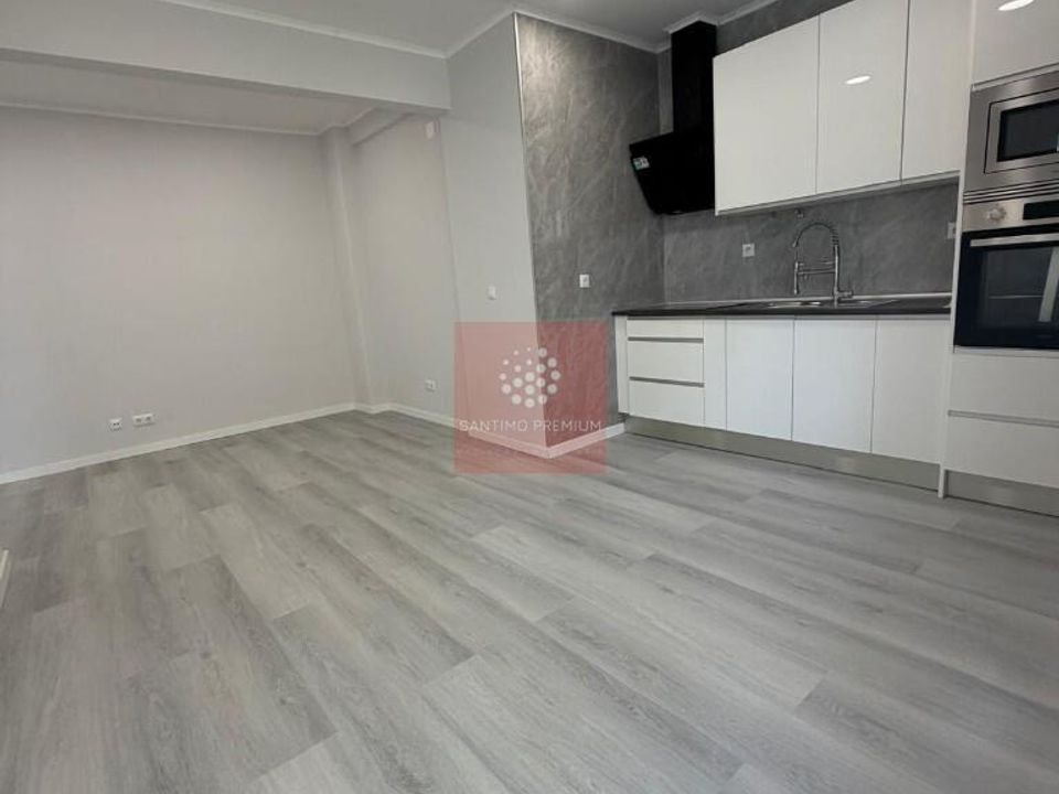 Lejlighed i Amadora, Lisbon - foto 4