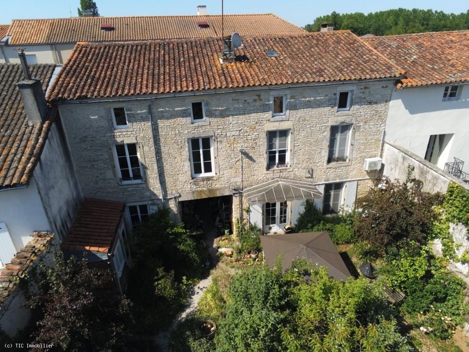 Villa i Aigre, Charente - bilde 1