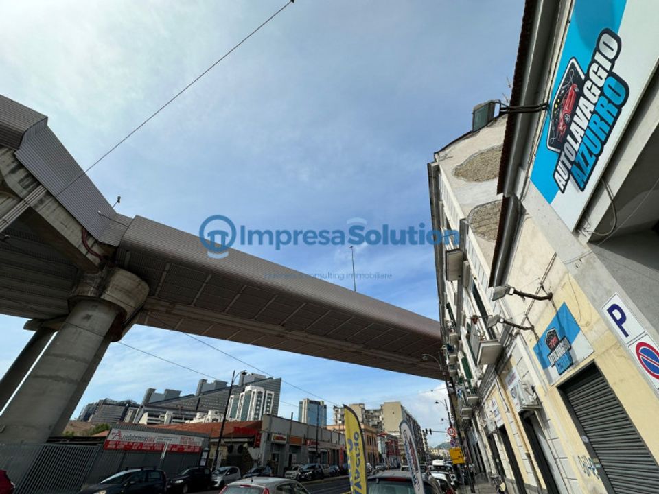 Erhvervsejendom i Naples, Naples - foto 1