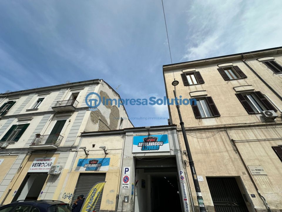 Erhvervsejendom i Naples, Naples - foto 3