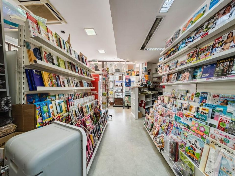 Erhvervsejendom i Caldas da Rainha, Leiria - foto 3