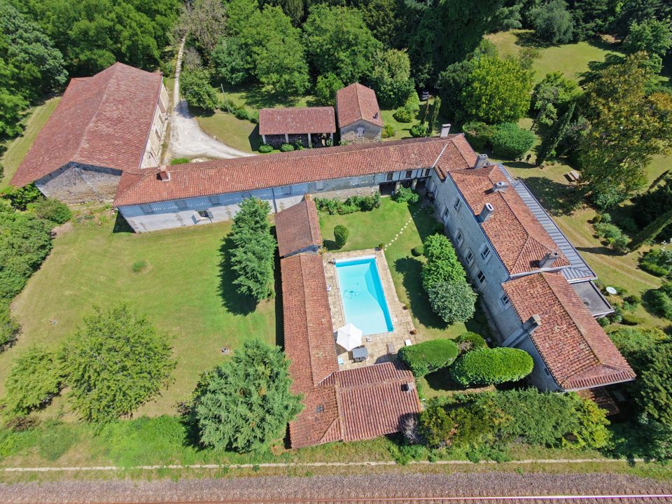 Villa i Razac-sur-lIsle, Dordogne - foto 1