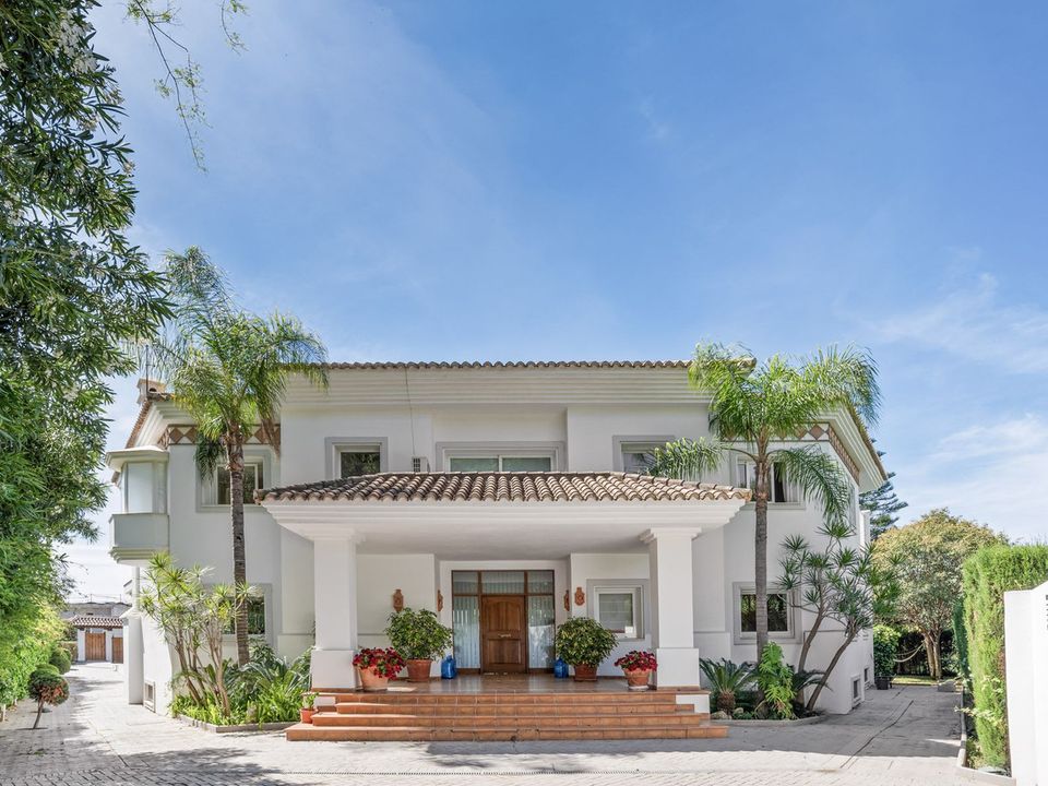 Villa i El Paraiso, Malaga - foto 2