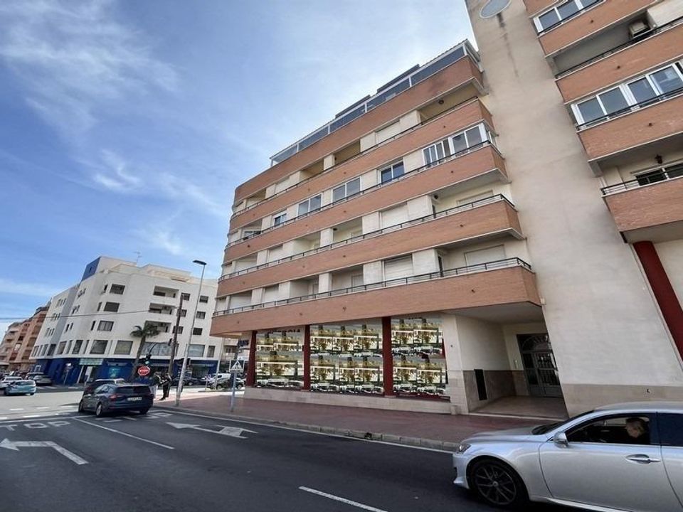 Lejlighed i Torrevieja, Alicante - foto 1
