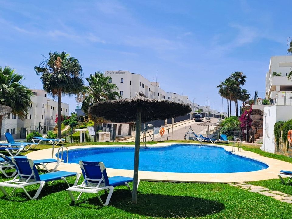 Lejlighed i La Duquesa, Malaga - foto 1