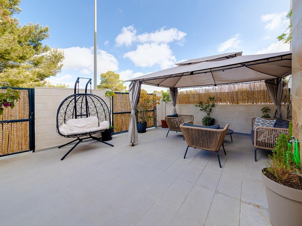 Villa i Villamartin, Alicante - foto 1